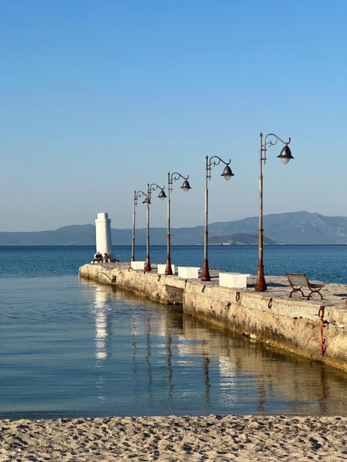 Anemomylos By The Sea Pefkochori Bagian luar foto