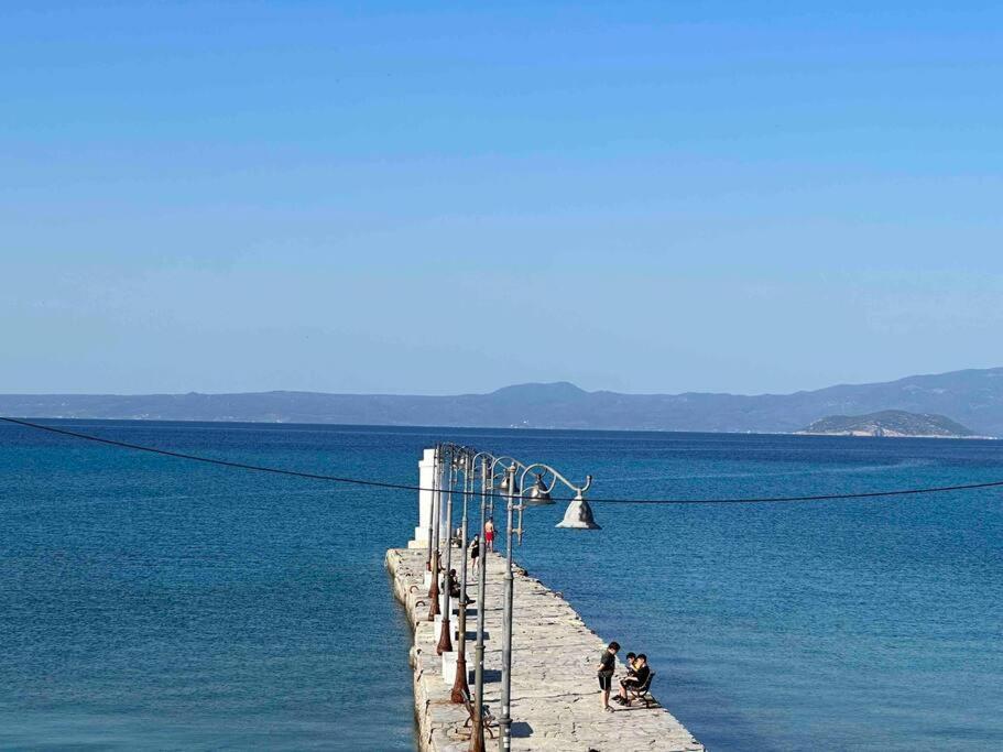 Anemomylos By The Sea Pefkochori Bagian luar foto